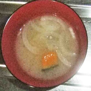 かぼちゃと玉ねぎの味噌汁